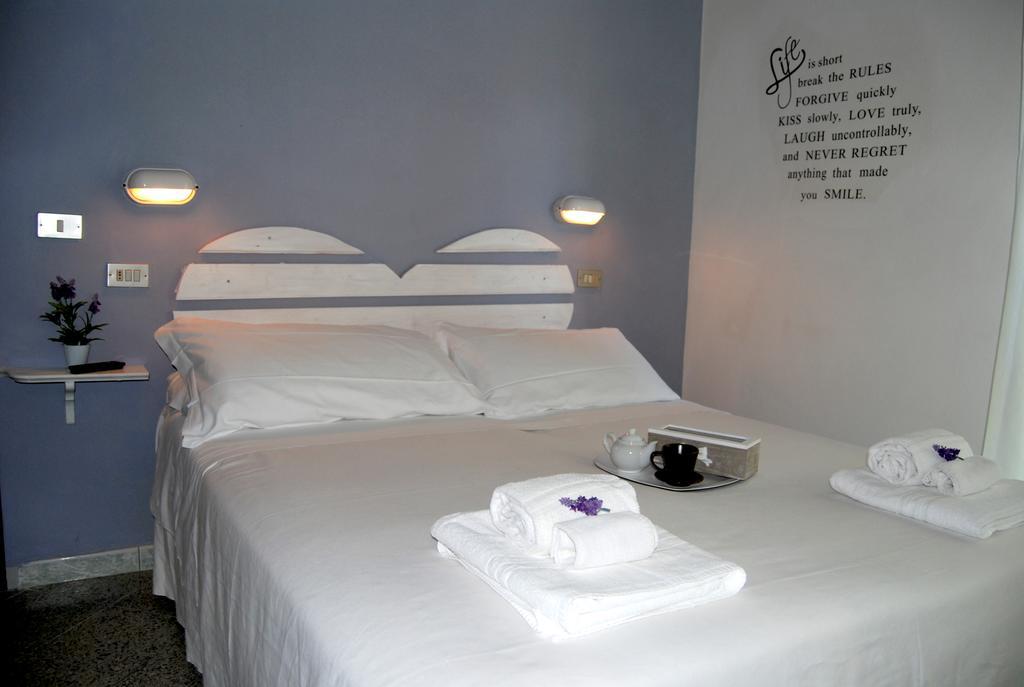 Hotel Abay Rimini Exterior photo